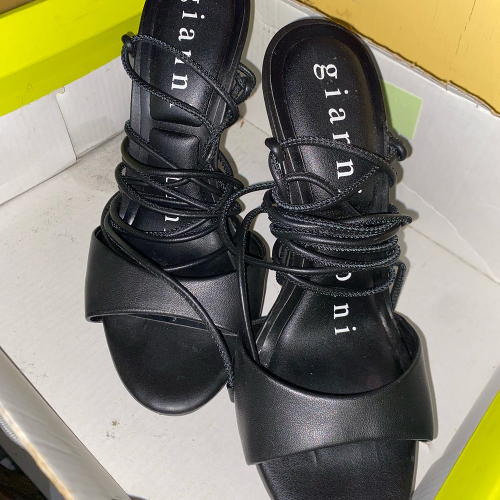 Gianni Bini Black Women's Sandals
